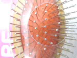 画像2: ぺティオ　ナチュケア　抜け毛取りとマッサージのブラシ　猫用【Ｓサイズ・定形外郵便390円対応】 (2)