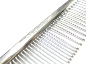 画像2: 【国産】ロイヤル 両目くし 中 L67【スマートレター便180円対応】職人手作りの国産くしです。 (2)