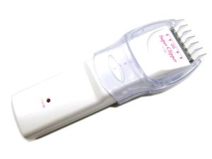 画像2: 【在庫品・訳あり】日本製　スーパーキャット　スーパークリッパー　ペット用バリカン(全犬種+ねこ)(充電・交流/両用式)クシ・ハサミ付き　【レターパックプラス便600円対応】 (2)