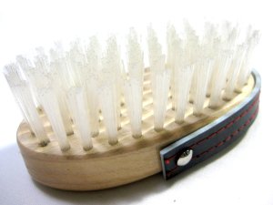 画像2: ナチュラルな木製！シャンプーブラシ小　【定形外郵便290円対応】 (2)