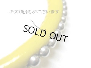 画像2: 【わけあり】クラウンペット　びょうつき手縫い丸首輪　5号　イエロー　首周り41〜45cm　牛皮革製【メール便140円対応】 (2)