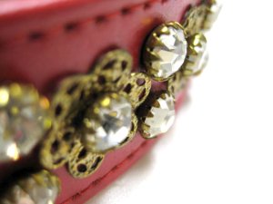 画像2: 【訳あり】クラウンペット プードル用ダイヤつき平首輪 幅26mm レッド 首周り33〜37cm 牛皮革製 (2)