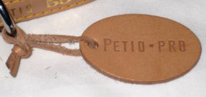 画像4: 【訳あり】ぺティオ 高級丸首輪48cm 15kgまでの中型犬用 ナチュラル【メール便198円対応】 (4)