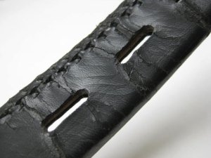 画像5: 【大変訳あり】ペティオ2列びょう付き平首輪(菊座鋲付)幅30mm日本犬用  (5)