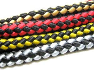 画像2: ぺティオ　マール(パイレン)リード　小型犬用引紐　7mm　レッド・ブラック【店頭展示品・定形外郵便140円対応】 (2)