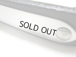 画像2: 【訳あり】瀬川製作所ドイツ鞣(なめし)一枚皮平首輪(1044) ブラック 幅18mm 首廻り29-35cmの犬用【パッケージなし・定形外郵便140円対応】 (2)